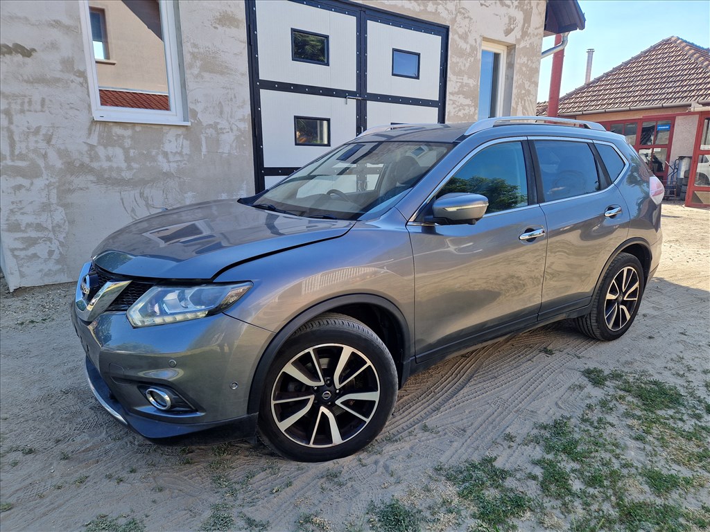 Nissan X-Trail (T32) 1.6 dci R9ME414 4WD bontott alkatrészek, bontás, bontott jármű 3. kép