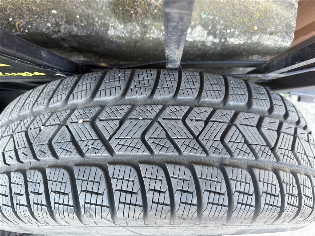 Toyota CHR gyári 17"-os téli szett eladó 5. kép