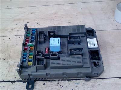 CITROEN C5 -04.09 Biztosítéktábla BCM BSI BSM SAM GEM modul Utastér