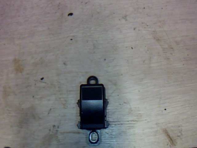 MAZDA 6 02-05 Jobb első ablakemelő kapcsoló 1. kép