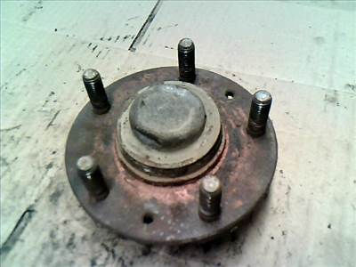 MAZDA 626 -97 Hátsó kerékagy pozíció független