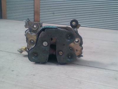 NISSAN MICRA K10 82.10-92.12 Jobb első ajtó zárszerkezet mechanikus