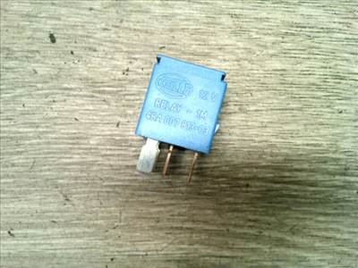 NISSAN PRIMERA P12 2001-2007 Relé