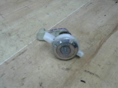 RENAULT MEGANE SCENIC 97-99 Bal első ajtó dugózár