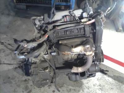 RENAULT SAFRANE Motor. benzin fűzött blokk hengerfejjel