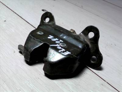 SUZUKI SWIFT 89-96 Csomagtér ajtó zárszerkezet