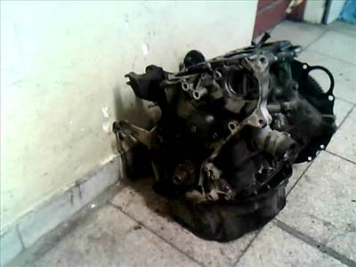 TOYOTA COROLLA AE/EE 92.05-97.04 Motor, diesel fűzött blokk hengerfej nélkül