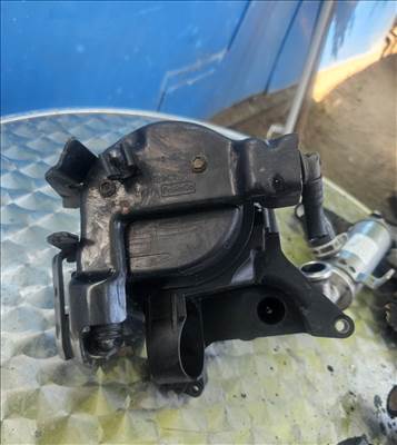 Ford Fiesta Mk6 Gázolajszűrő ház 