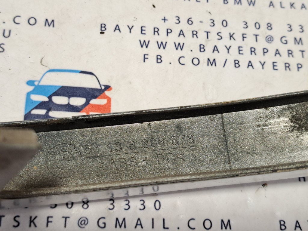 BMW E46 coupe cabrio ezüst szürke titansilber titansilver jobb bajuszléc - hiányos  2. kép