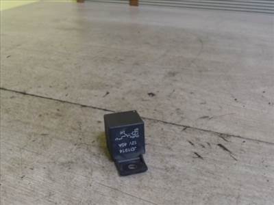 DODGE CARAVAN 96- Relé