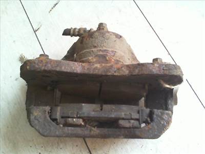 KIA CARENS 01-06 Bal első féknyereg munkahengerrel