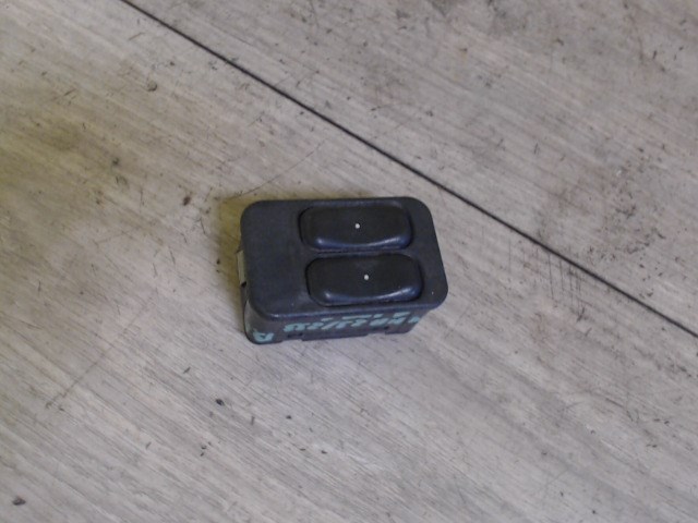 OPEL ASTRA G 97-04 Bal első ablakemelő kapcsoló 1. kép