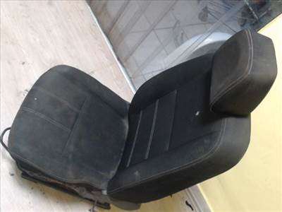 RENAULT Fluence 2013.01.01- Jobb első ülés