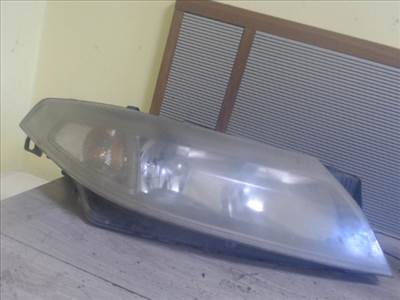 RENAULT LAGUNA 00-05 Jobb első fényszóró