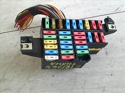 RENAULT THALIA 02.03-08.10 Biztosítéktábla BCM BSI BSM SAM GEM modul Utastér