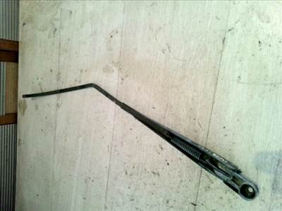 SAAB 9-3 98.04-02.09 Ablaktörlő kar jobb első