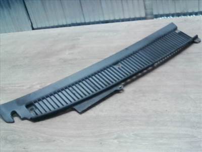 SUZUKI SWIFT 96-05 Jobb levélrács