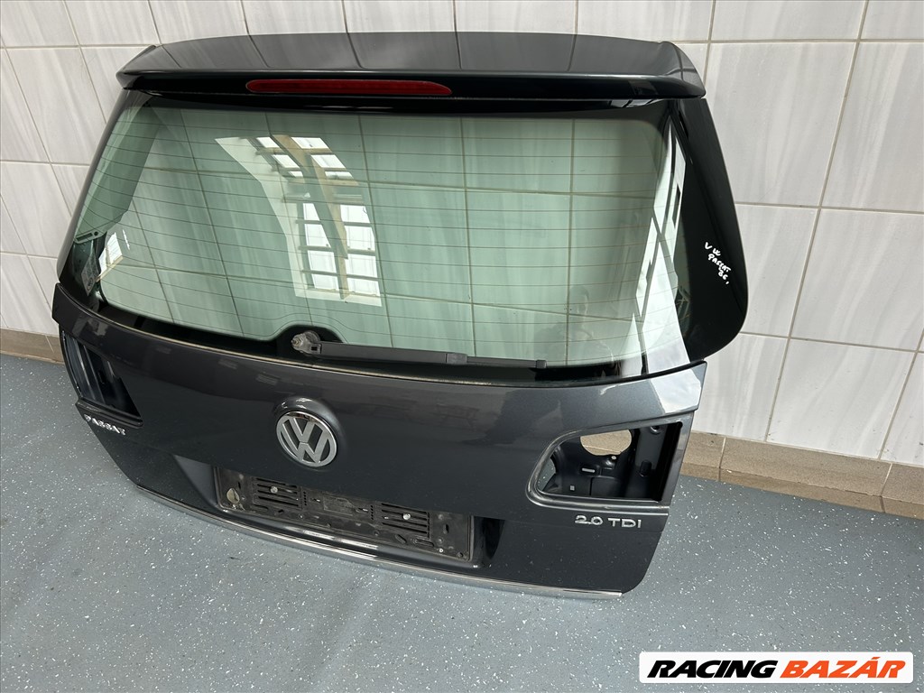 Volkswagen Passat B6 csomagtér ajtó rozsdamentes 3. kép