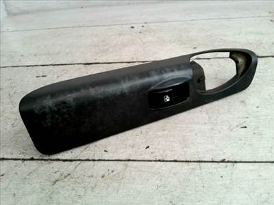 DAEWOO Tacuma 99-04 Jobb hátsó ablakemelő kapcsoló