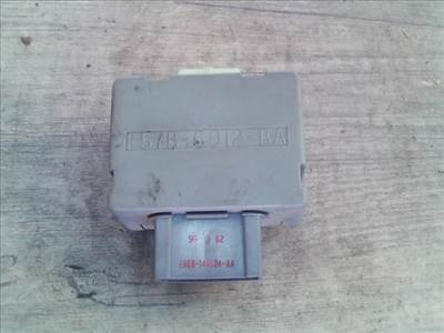 FORD EXPLORER 1995-2001 Ablaktörlő relé