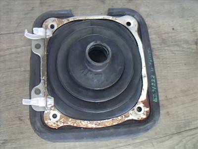 INFINITI G37 Cabrio Váltó kulissza