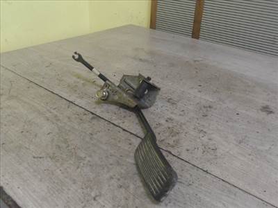 MAZDA DEMIO 98.08-00.05 Gázpedál 