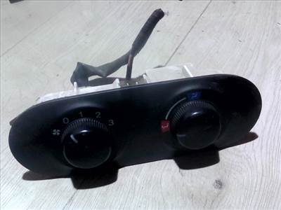 MAZDA MPV 99-05 Fűtés vezérlő panel