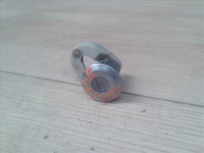 PEUGEOT 605 Bal első ajtó dugózár