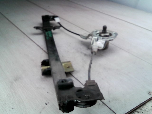 SUZUKI SWIFT 89-96 Bal hátsó ablakemelő szerkezet  1. kép