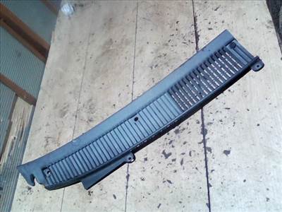 SUZUKI SWIFT 96-05 Jobb levélrács