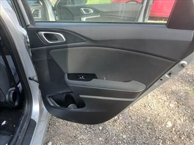 Kia ceed kombi 2018-2025 jobb hátsó ajtó kárpit 