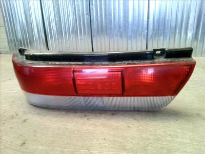 SUZUKI SWIFT 96-05 Bal hátsó lámpa