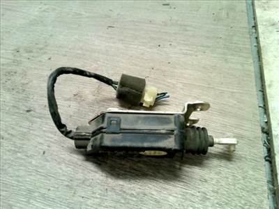 KIA RIO 2000.04-2005.06 Központizár motor 