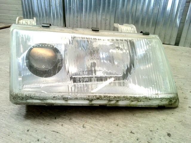 LADA 2112 Jobb első fényszóró 1. kép