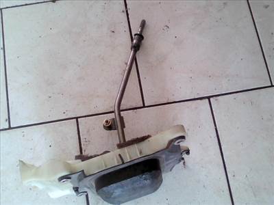 MAZDA MPV 99-05 Váltó kulissza