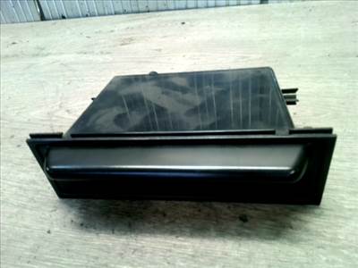 NISSAN MAXIMA A33 1999.04- Tároló rekesz első