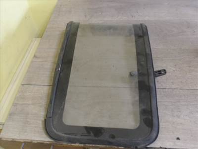 NISSAN PICKUP 1985.09-1998.02 Bal hátsó karosszéria üveg