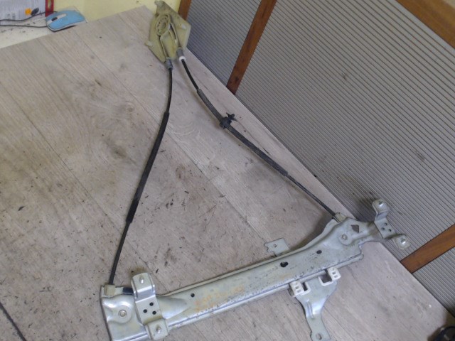 RENAULT Fluence 2013.01.01- Jobb hátsó ablakemelő szerkezet mechanikus 1. kép