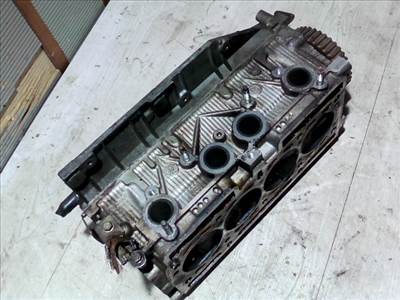 RENAULT KANGOO 97-03 Hengerfej. benzines