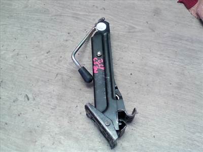 SEAT CORDOBA 93-99 Autóemelő