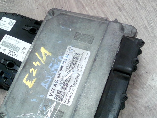 SKODA FABIA 07-10 Motorvezérlő egység ECU PCM modul 1. kép