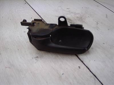 TOYOTA YARIS Bal első belső kilincs