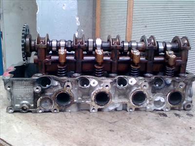 MERCEDES A140 Hengerfej. benzines