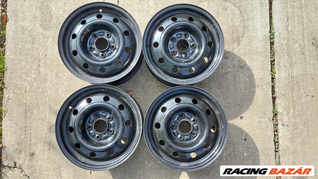 5x114,3 15" Kia Carrens 4db lemezfelni 1. kép