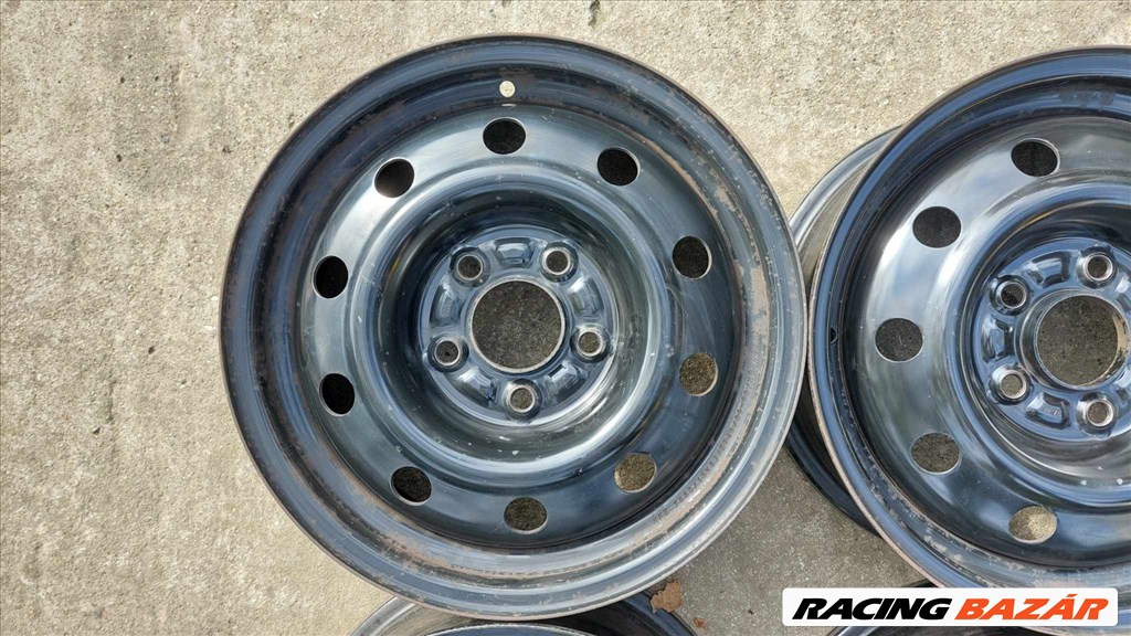 5x114,3 15" Kia Carrens 4db lemezfelni 2. kép