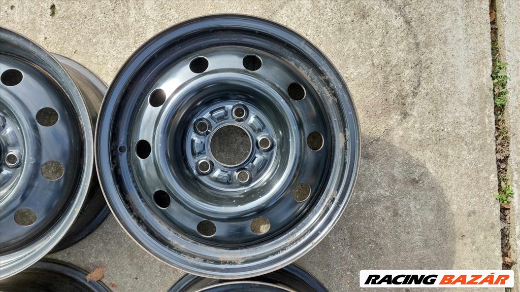 5x114,3 15" Kia Carrens 4db lemezfelni 5. kép