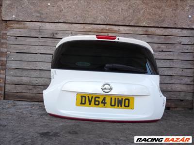 Nissan Juke I Csomagtérajtó