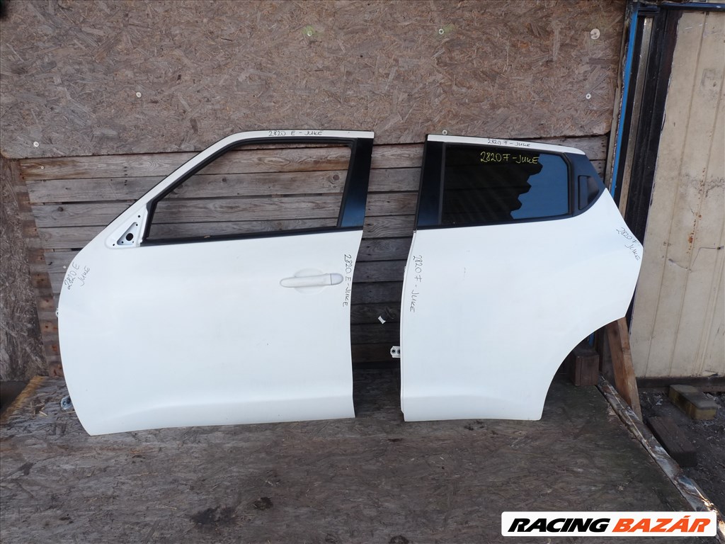 Nissan Juke I Csomagtérajtó 10. kép