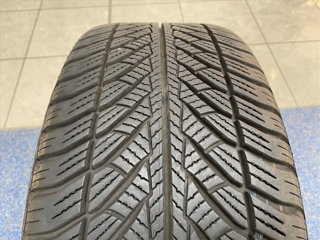 (3334)  BMW 18 gyári alufelni felni, 5x112, 245/45 R18 téli gumi, G30 3. kép