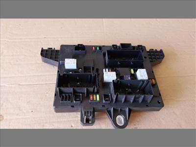 Opel Zafira C Biztosítéktábla Csomagtér 13449202365927271